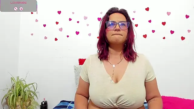 hazel 34 online show from January 12, 8:54 am