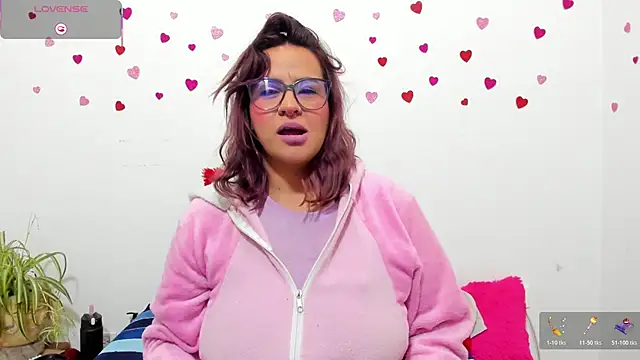 hazel 34 online show from January 7, 8:52 am