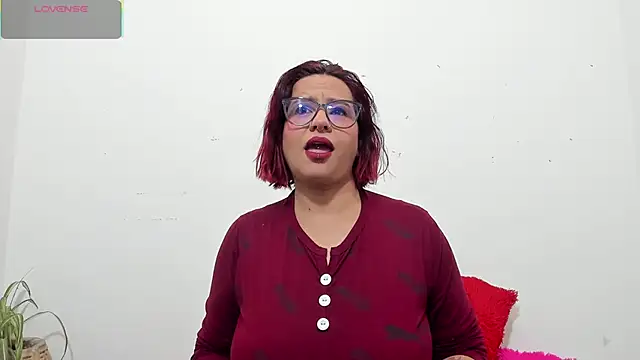 hazel 34 online show from April 5, 9:16 am