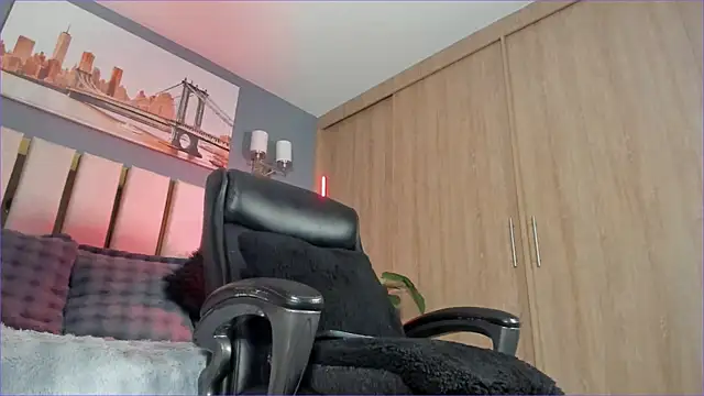 Bambi gurl online show from December 23, 1:38 am