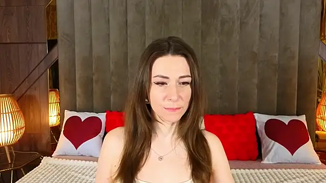 KimmmLi online show from February 18, 2:02 pm