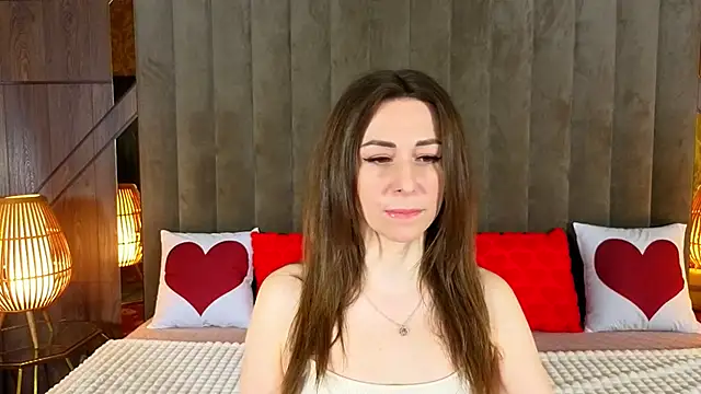 KimmmLi online show from February 10, 2:05 pm