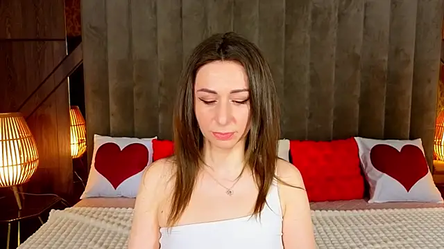 KimmmLi online show from February 17, 2:14 pm