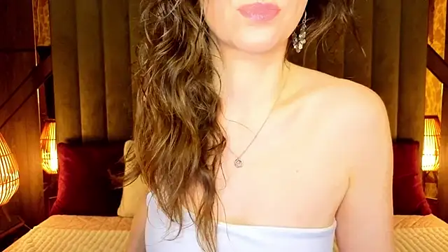 KimmmLi online show from April 16, 1:12 pm