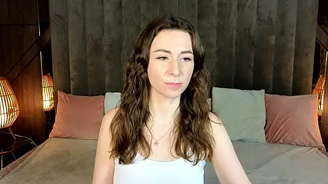 KimmmLi online show from December 2, 2:08 pm