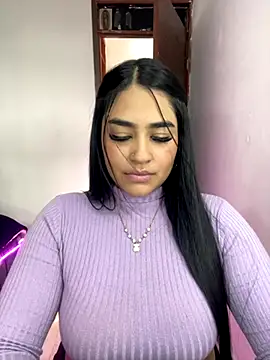 Charlotte cutee18 online show from October 29, 8:30 pm