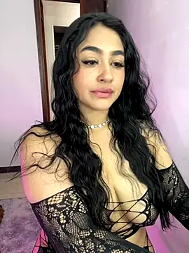 Snapshot of Charlotte_cutee18 chatting on September 11, 10:21 pm Charlotte cutee18 online show from September 11, 10:21 pm