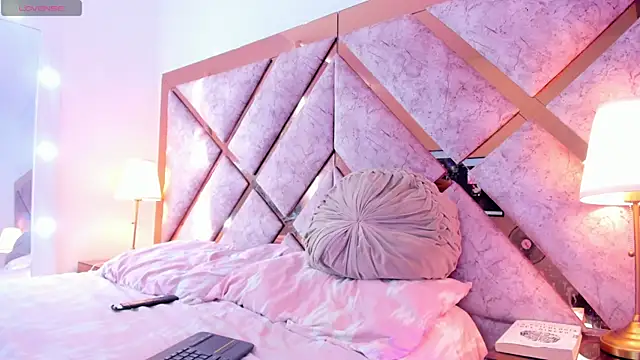 Jennalove  online show from April 10, 10:06 pm