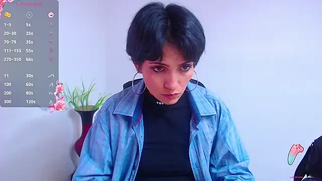 Hannaaaa   online show from December 18, 12:10 am