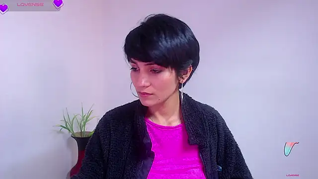 Hannaaaa   online show from January 4, 5:26 pm