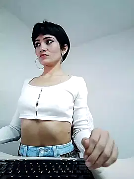 Hannaaaa   online show from December 5, 7:11 pm