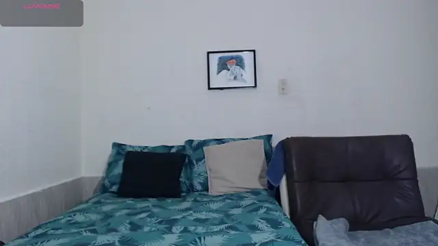 Snapshot of agata_22 chatting on January 19, 4:27 am agata 22 online show from January 19, 4:27 am