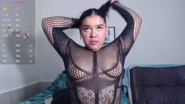 Snapshot of agata_22 chatting on November 12, 4:16 am agata 22 online show from November 12, 4:16 am