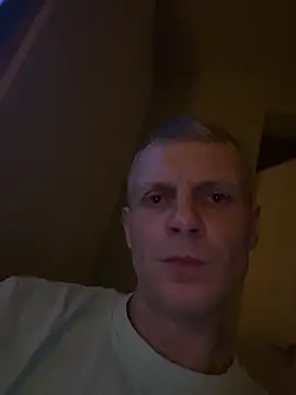 Snapshot of Arthur2288@xh chatting on February 21, 2:13 am Arthur2288xh online show from February 21, 2:13 am