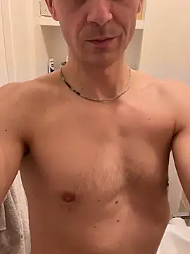 Snapshot of Arthur2288@xh chatting on February 6, 5:20 pm Arthur2288xh online show from February 6, 5:20 pm