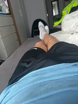 Snapshot of Arthur2288@xh chatting on February 8, 1:20 pm Arthur2288xh online show from February 8, 1:20 pm