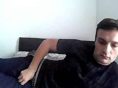 suarez1235 online show from November 30, 11:11 am