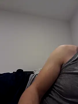 suarez1235 online show from October 30, 7:33 pm