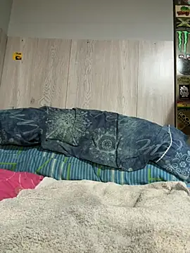 Snapshot of S921993 chatting on July 12, 7:58 pm S921993 online show from July 12, 7:58 pm