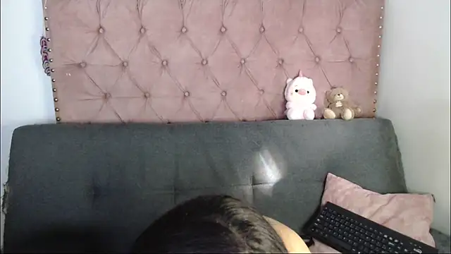 Snapshot of missbella1 chatting on July 1, 8:20 pm missbella1 online show from July 1, 8:20 pm