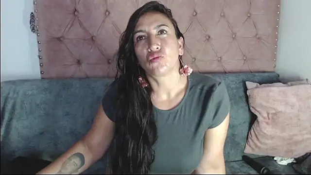 missbella1 online show from October 26, 9:37 pm