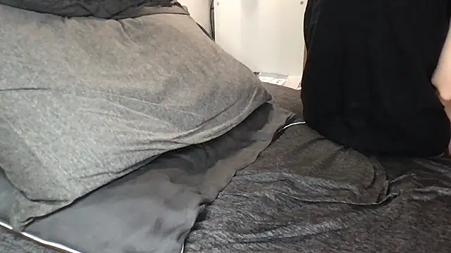 Thomas lovetolicku online show from March 27, 4:21 am