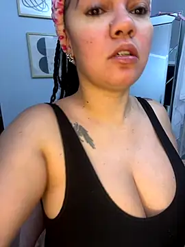 Snapshot of DestineeJayde chatting on September 30, 5:46 am DestineeJayde online show from September 30, 5:46 am