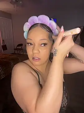 DestineeJayde online show from March 11, 5:34 am