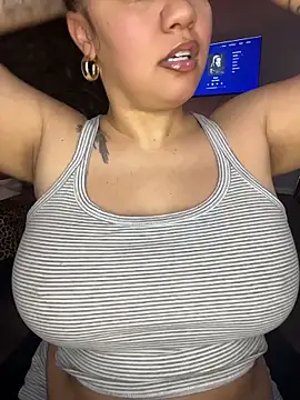 DestineeJayde online show from April 13, 7:18 pm