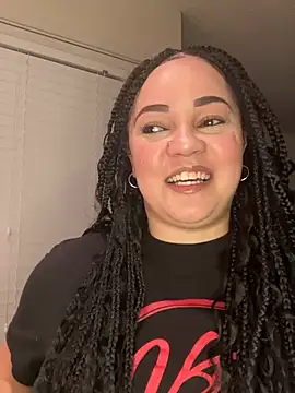 Snapshot of DestineeJayde chatting on March 21, 7:00 am DestineeJayde online show from March 21, 7:00 am