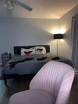 Snapshot of DestineeJayde chatting on October 20, 5:31 am DestineeJayde online show from October 20, 5:31 am