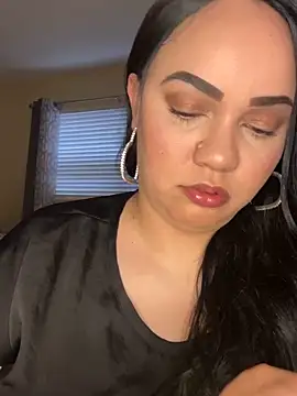 Snapshot of DestineeJayde chatting on March 15, 10:00 pm DestineeJayde online show from March 15, 10:00 pm