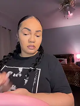 DestineeJayde online show from February 24, 4:13 am