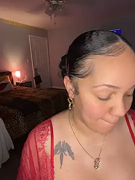 DestineeJayde online show from April 24, 4:58 am