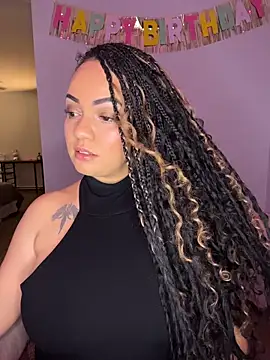 Snapshot of DestineeJayde chatting on November 26, 7:30 am DestineeJayde online show from November 26, 7:30 am