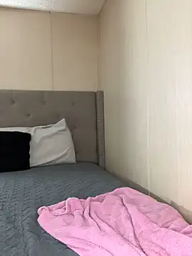 Snapshot of DestineeJayde chatting on January 3, 4:11 am DestineeJayde online show from January 3, 4:11 am