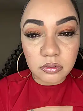 Snapshot of DestineeJayde chatting on January 5, 6:56 am DestineeJayde online show from January 5, 6:56 am