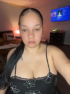 DestineeJayde online show from April 22, 5:14 am