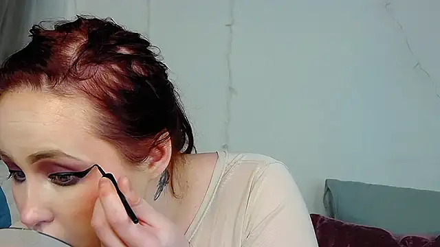 Snapshot of IrinaArt chatting on January 3, 11:23 pm IrinaArt online show from January 3, 11:23 pm