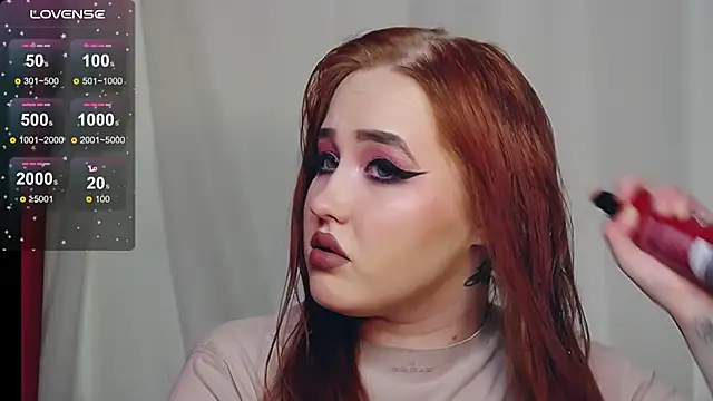 Snapshot of IrinaArt chatting on December 18, 12:16 am IrinaArt online show from December 18, 12:16 am