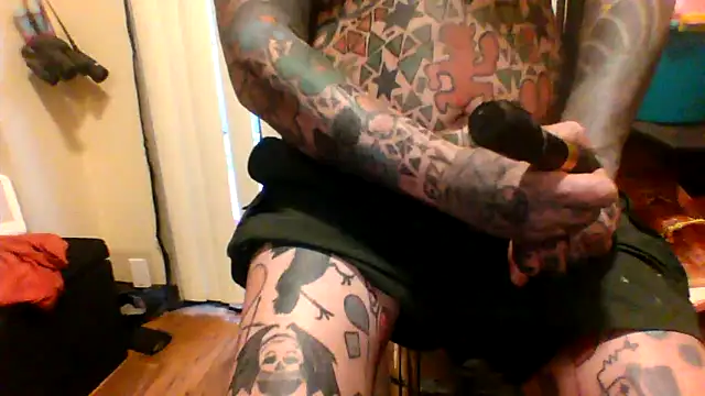 fukurbutt online show from April 15, 1:22 am