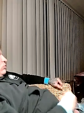 fukurbutt online show from December 4, 12:19 pm