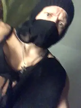 BigAssKi online show from November 14, 4:38 am