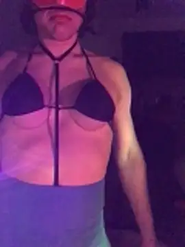 BigAssKi online show from February 24, 8:21 pm