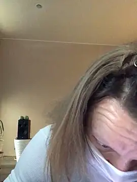 BigAssKi online show from February 9, 6:33 am