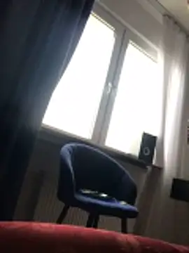 BigAssKi online show from April 5, 1:51 pm