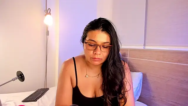 miaa daniels online show from May 8, 2:26 am