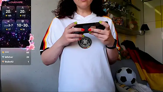 vaders daughter online show from June 12, 9:07 am