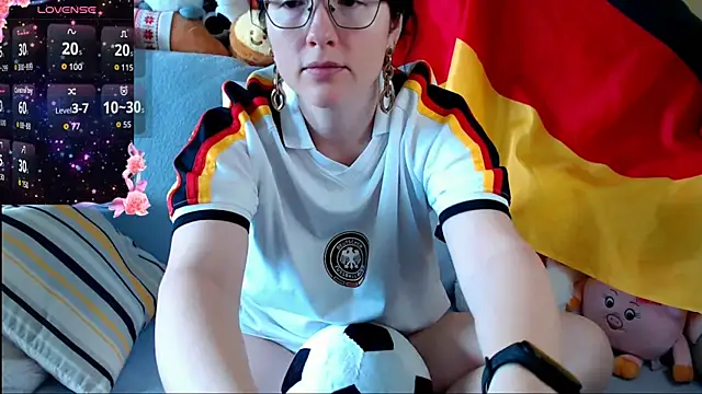 vaders daughter online show from June 15, 9:53 am