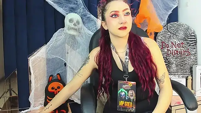 Barbie girl 69 online show from October 31, 2:35 pm